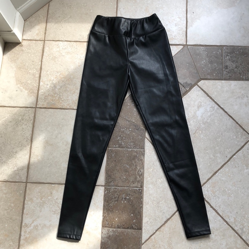 Faux leather leggings